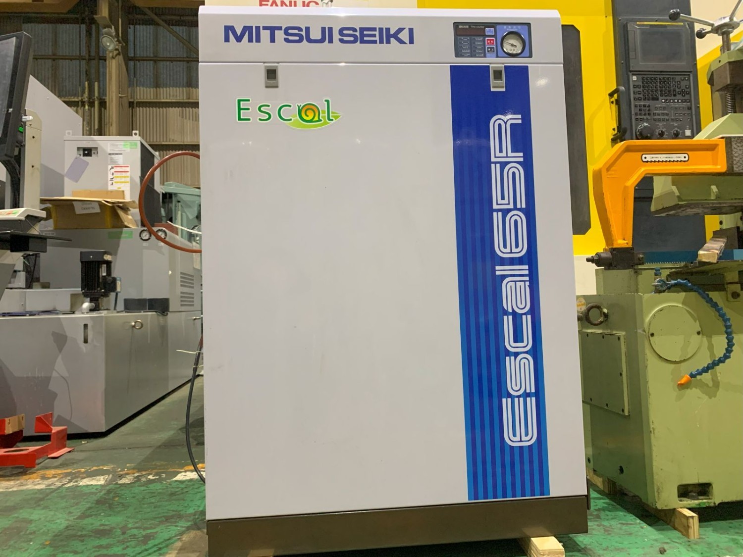 中古コンプレッサー ESCAL65R 三井精機