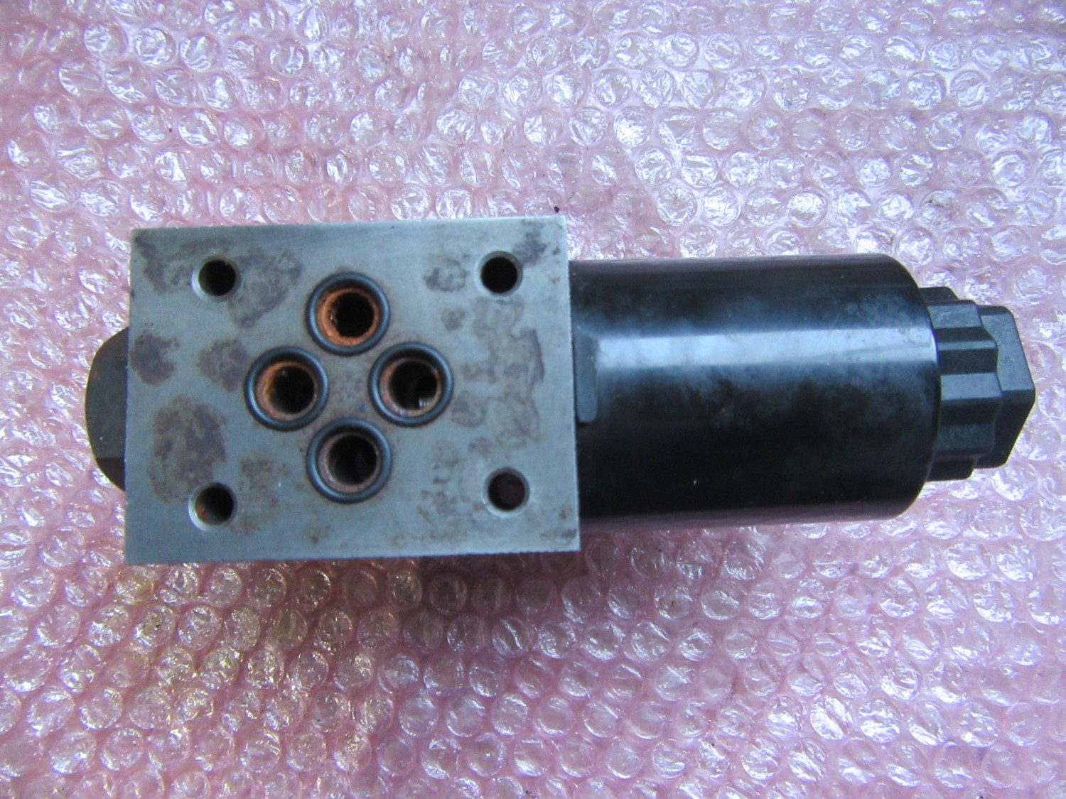 中古その他 【電磁切替弁】KSO-G02-2BN-30　 ダイキン