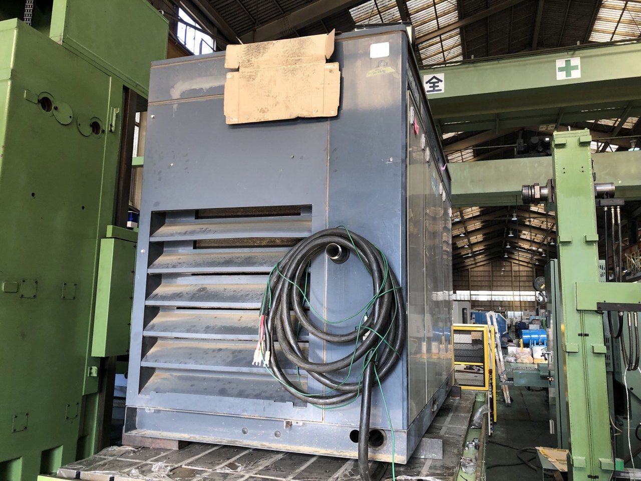 中古コンプレッサー スクリューコンプレッサー【SMS55EVD-E】 北越