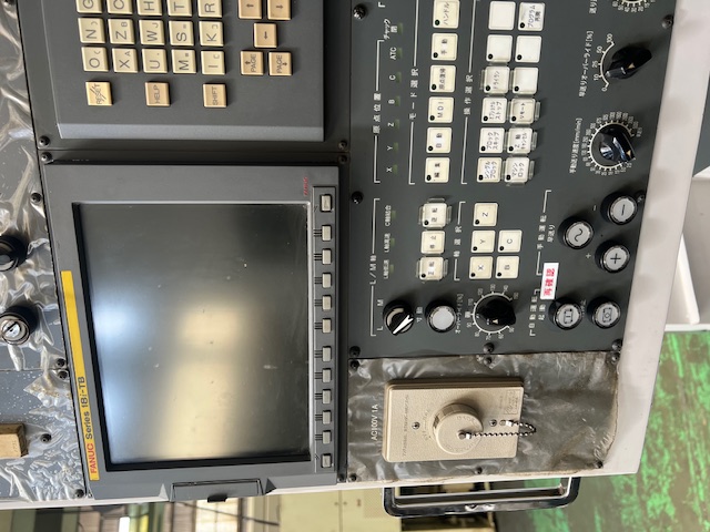中古Vertical Machining Center 立型複合加工機【VTM-200YB】 OKUMA