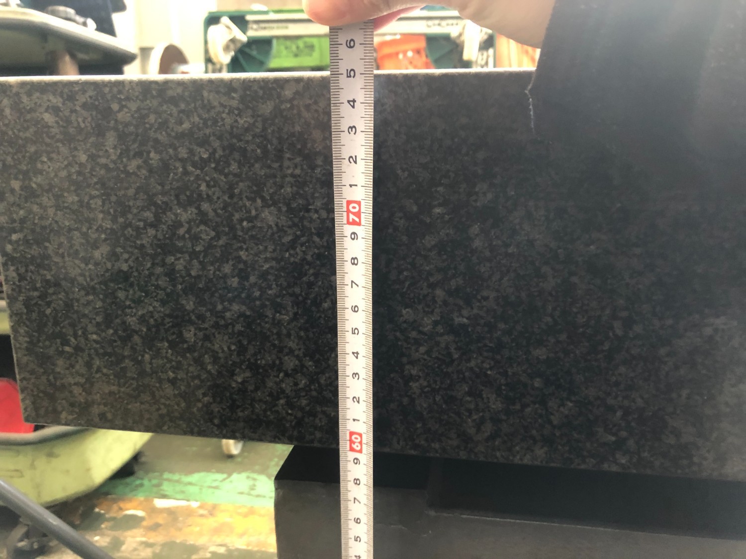 中古石定盤（セラミックも含む） 【石定盤（台付き）】本体サイズ:1000x754x750mm 不明