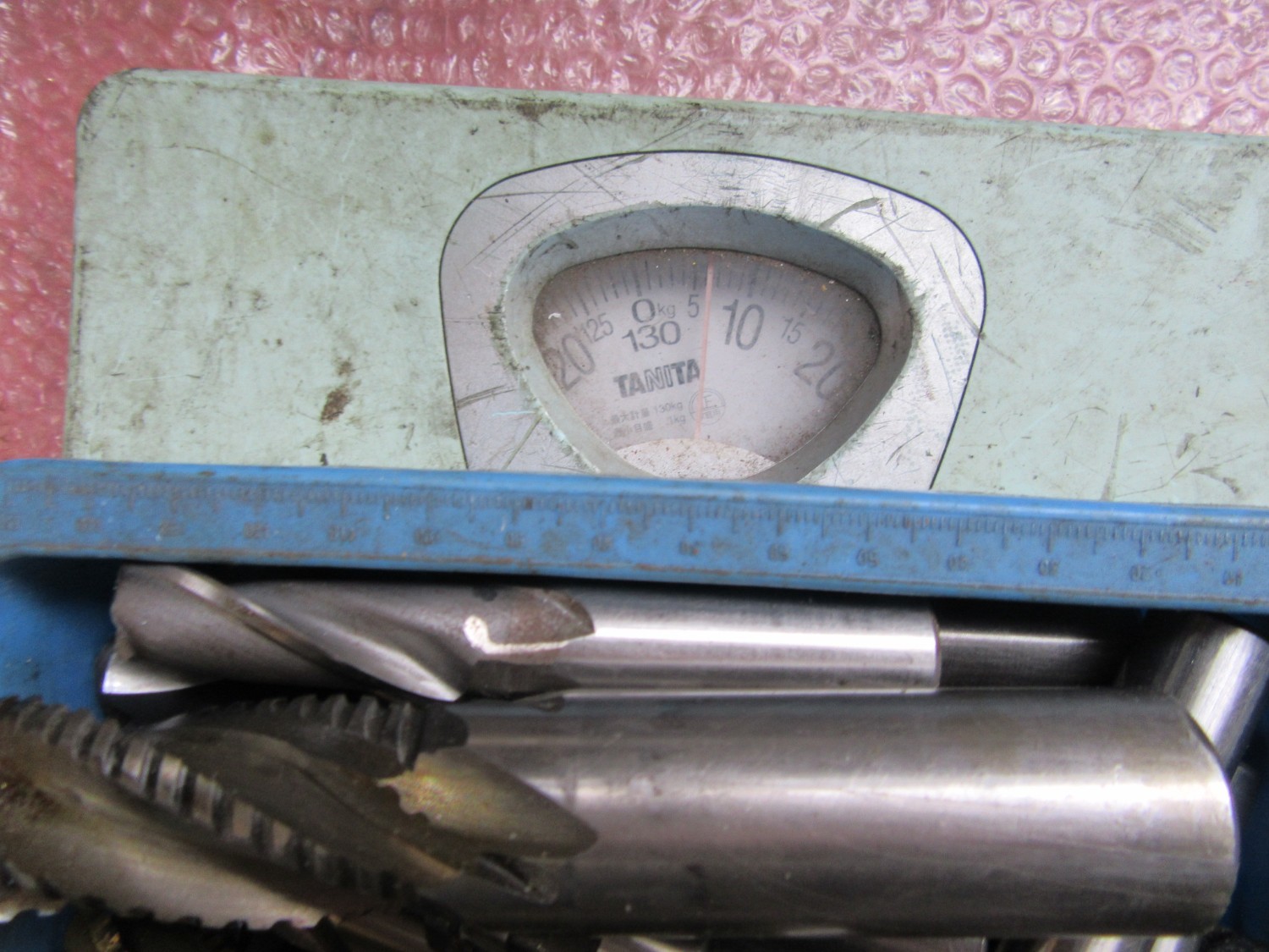 中古Other end mill 切削工具1山 様々なメーカーやサイズがあります。