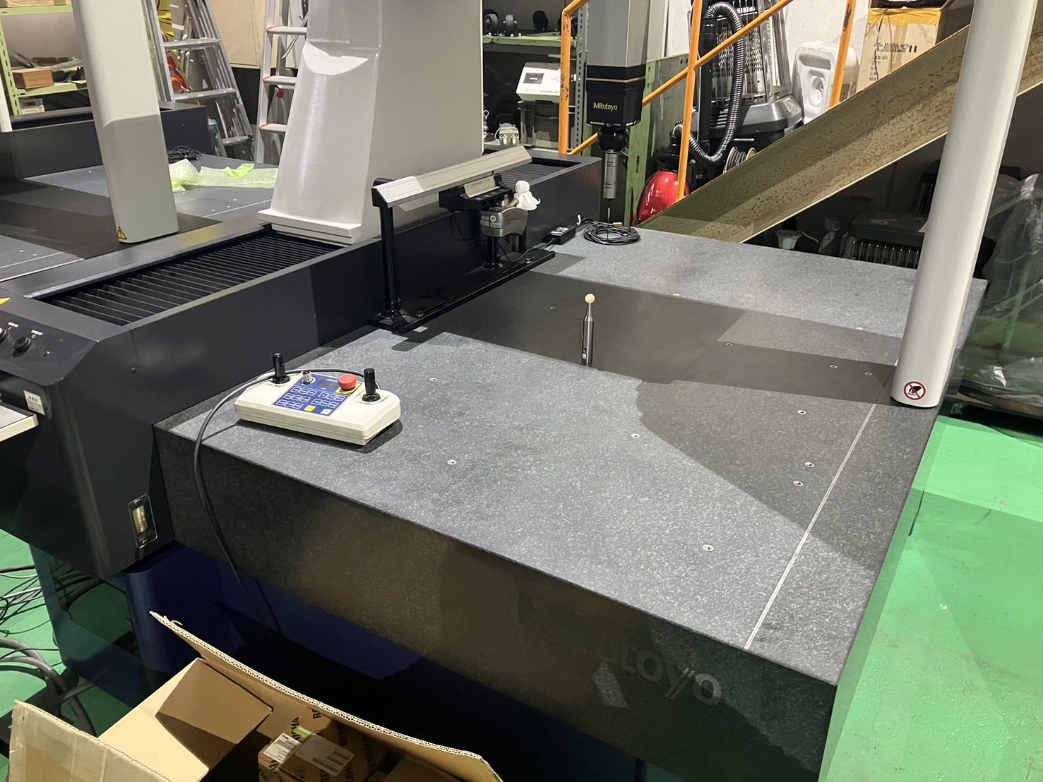 中古3次元測定機 Apex-S9106 ミツトヨ