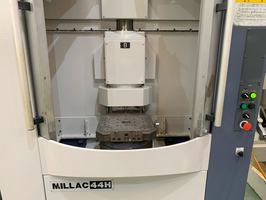 中古横マシニングセンタ MILLAC44H オークマ