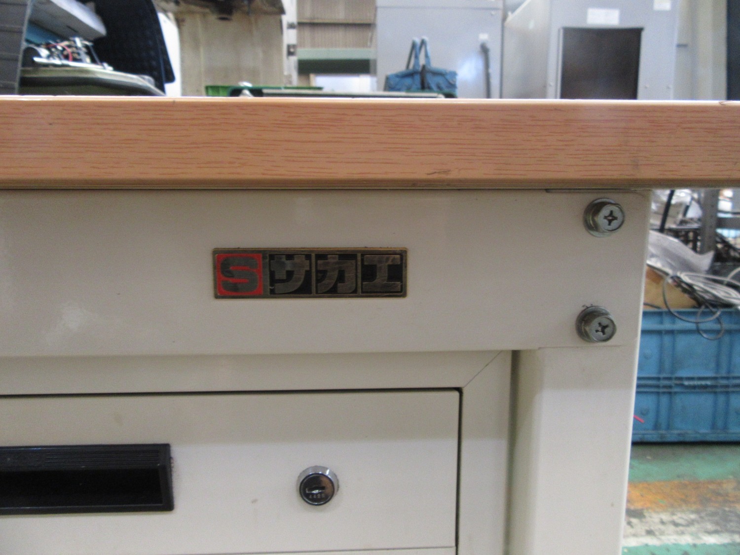 中古キャビネット類 【作業台】W1800xD750xH725mm サカエ