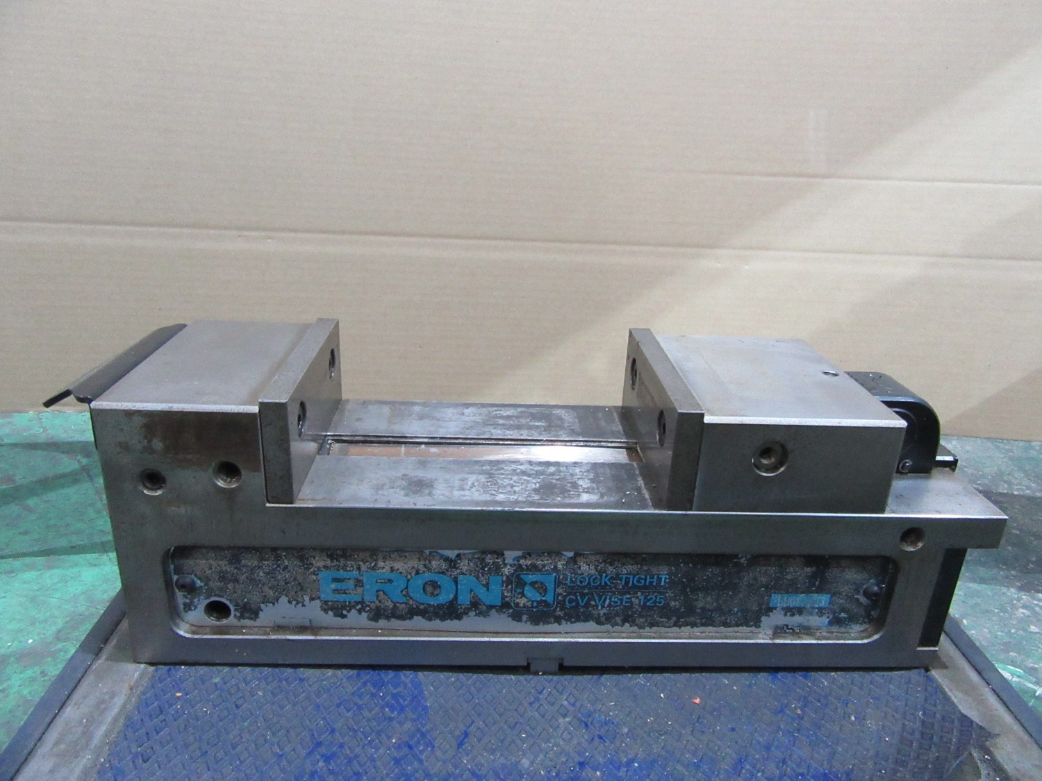 中古その他バイス・関連品等 【ロックタイトCV精密マシンバイス】CV VISE125 ナベヤ