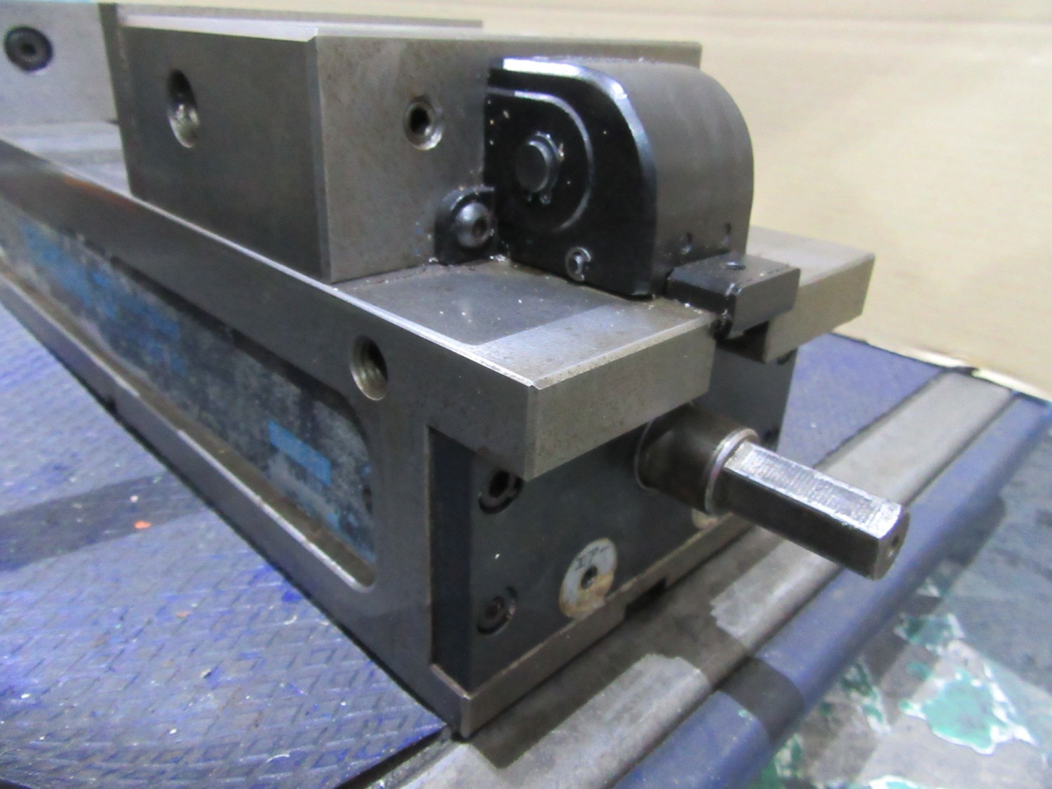 中古その他バイス・関連品等 【ロックタイトCV精密マシンバイス】CV VISE125 ナベヤ