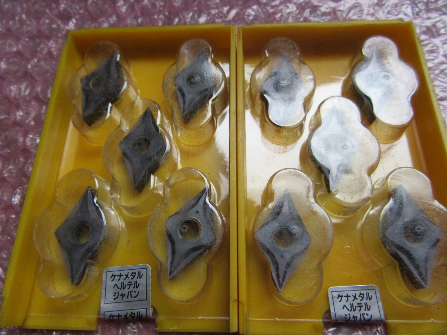 中古Cutting Exchange Chip 【チップ　2個】DNGP150404K ML70　 KENNAMETAL 