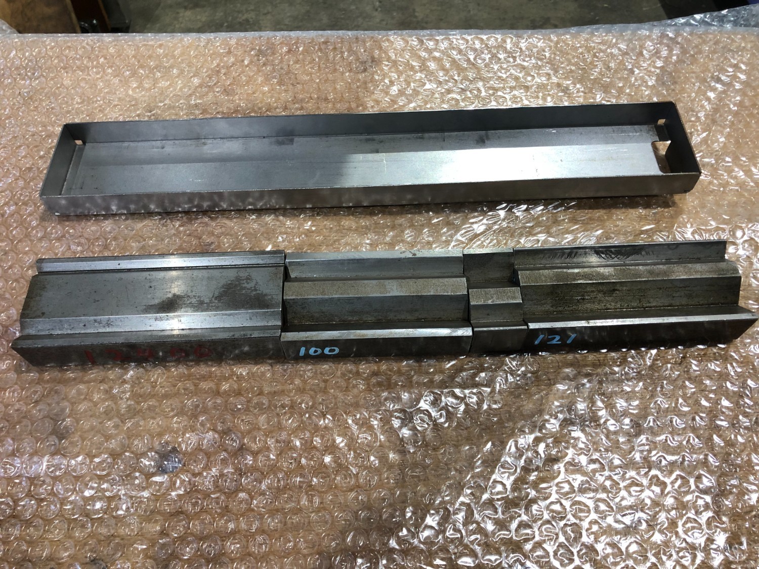中古ベンダー用品 【ベンダー金型（2Vダイ）】V12/V8,V14/V20,V23/V14,V14/V23 不明