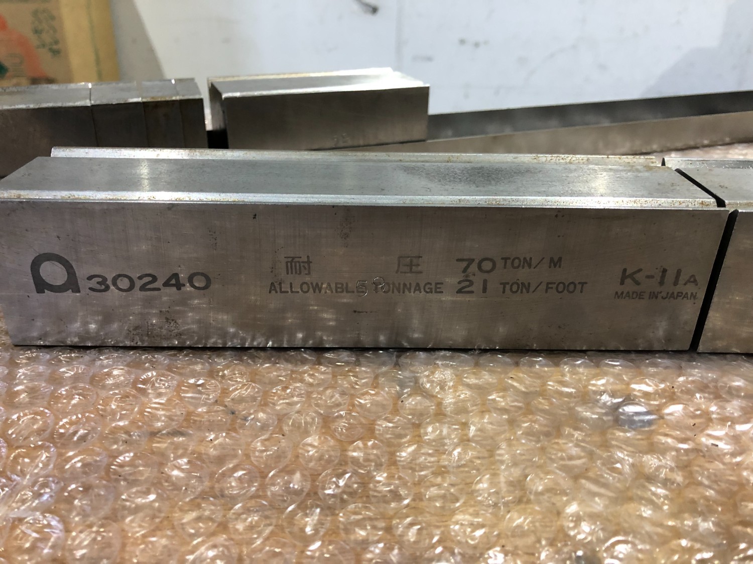 中古ベンダー用品 【ベンダー金型（2Vダイ）】K-11A アマダ/AMADA