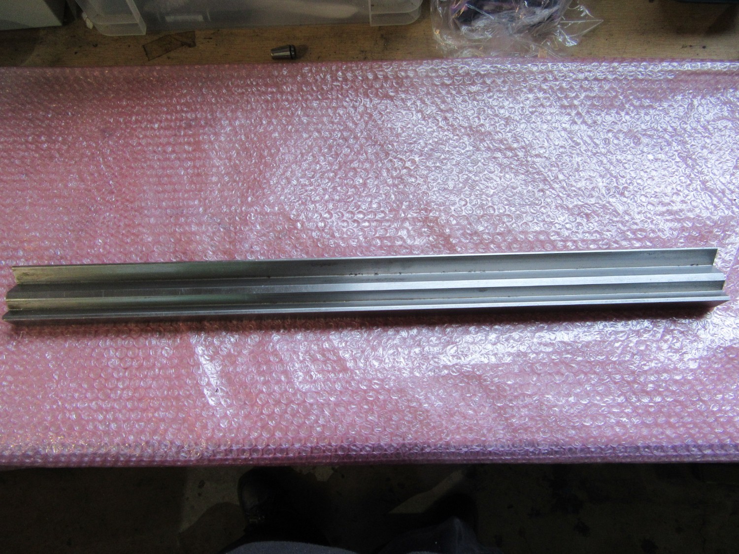 中古その他ベンダー金型冶具 【ベンダー金型(2Vダイ)】V1＝16、V2＝25長695ｍｍ　 不明