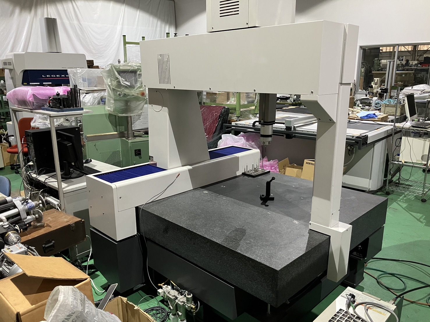 中古3次元測定機 XYZAX SVA NEX9/6/6/-C7 東京精密