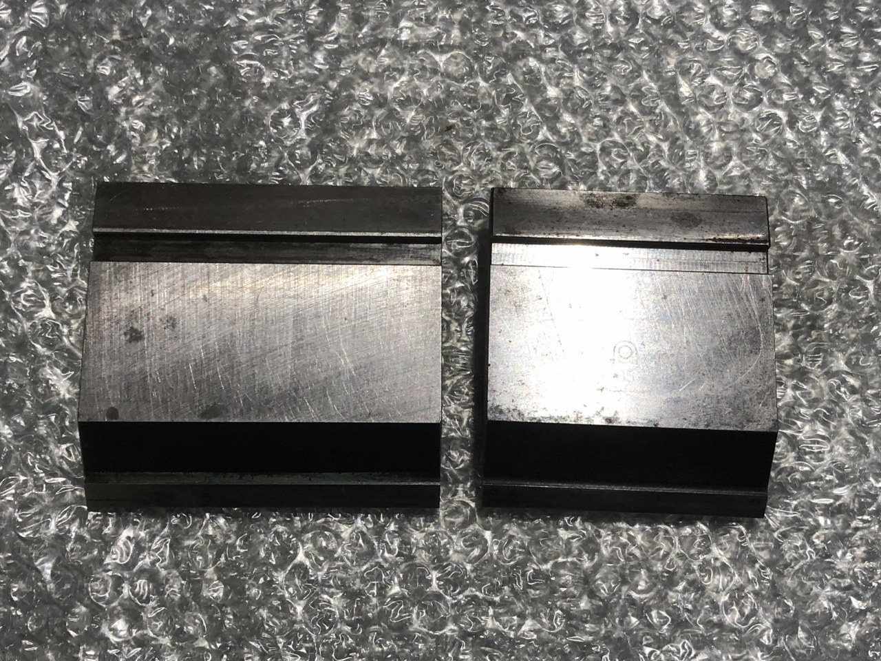 中古上型 【ベンダー金型(パンチ)】90° AMADAと不明