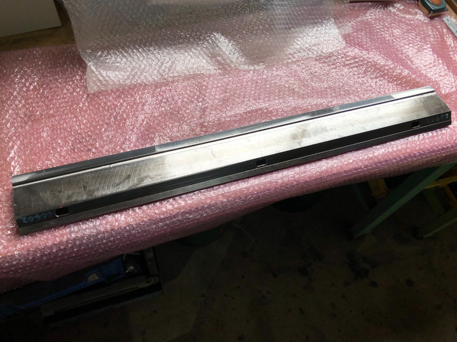 中古ベンダー用品 【ベンダー金型】全長 835mm 不明