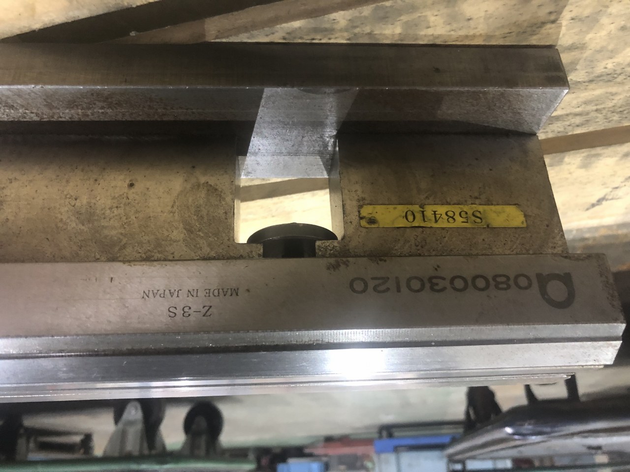 中古Mold 【ベンダー金型（ダイ/ホルダー付き）】A080030120　Z-3S　L835、ホルダーL830 アマダ/AMADA
