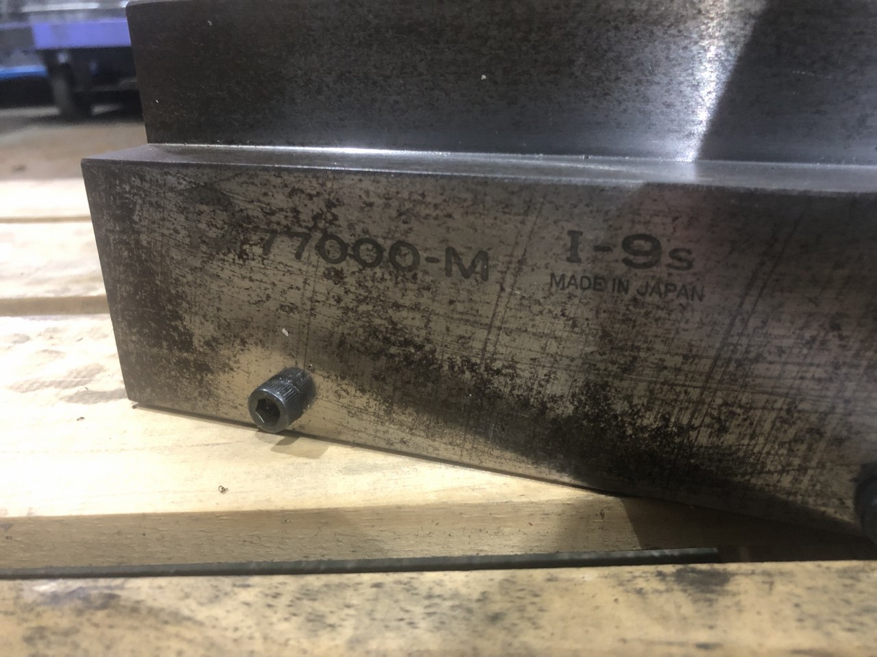 中古上型 【ベンダー金型（パンチホルダー）】77000-M　I-9S　L415 アマダ/AMADA