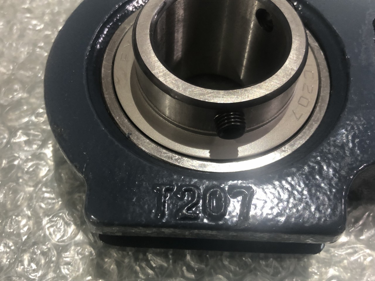 中古お買い得品・1山販売等 ベアリングユニット（鋳鉄製テークアップ形ユニット UCT） FYH