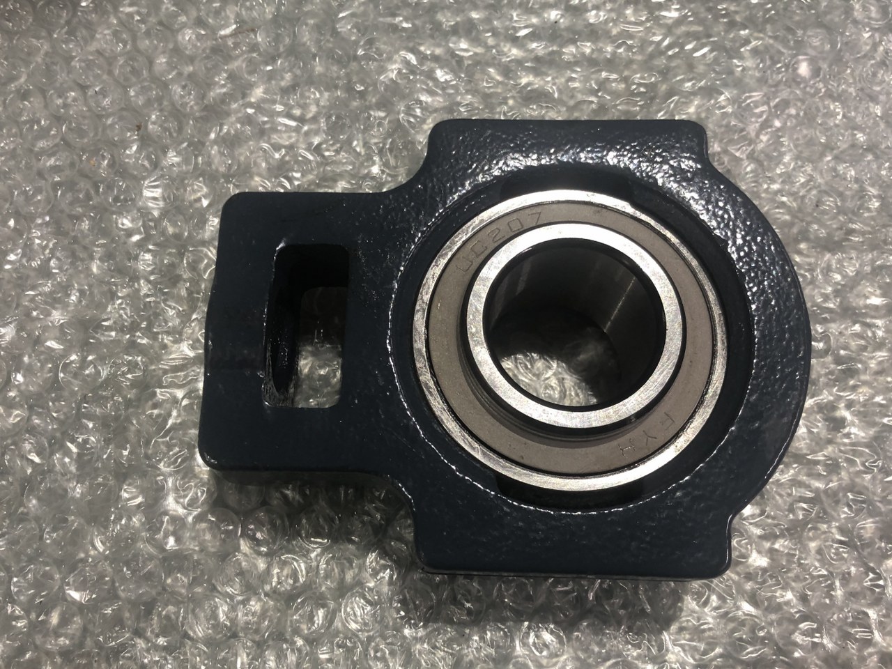 中古お買い得品・1山販売等 ベアリングユニット（鋳鉄製テークアップ形ユニット UCT） FYH