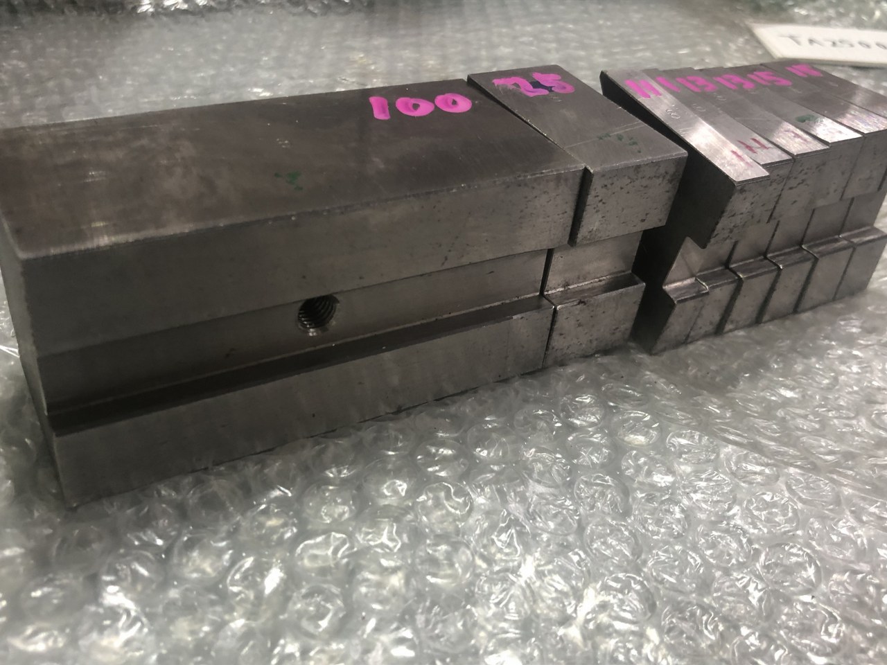 中古下型 【ベンダー金型(2Vダイ)】L100/L25/L11（2個）/L13（2個）/L15（2個） 不明
