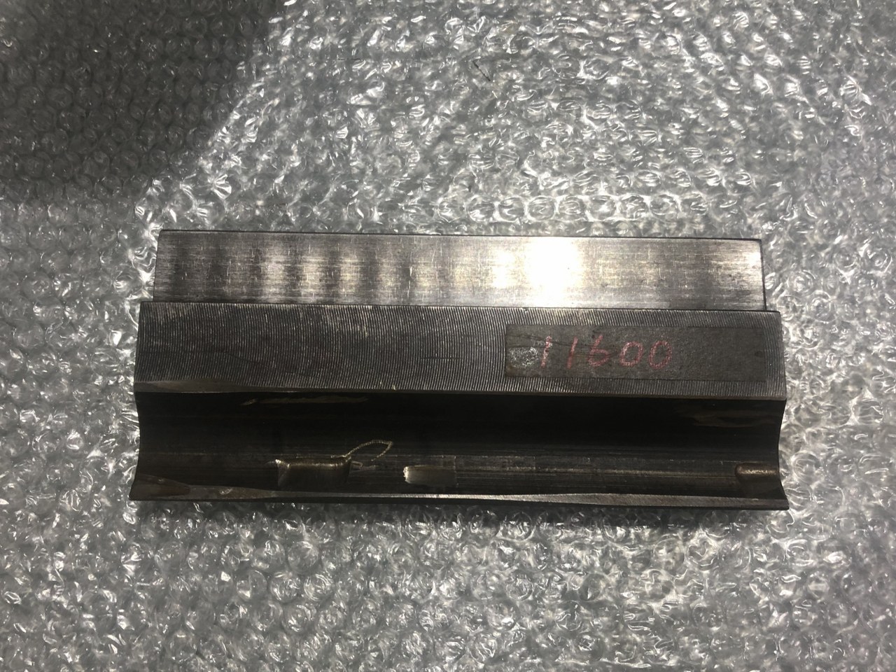 中古下型 【ベンダー金型(パンチ)】L218 不明