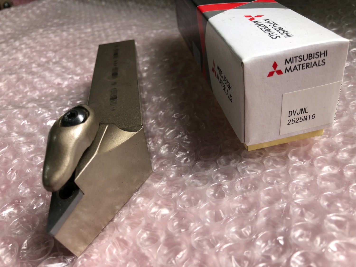 中古その他ねじ切り・ネジ造形工具 【ダブルクランプバイト】DVJNL2525M16 三菱マテリアル