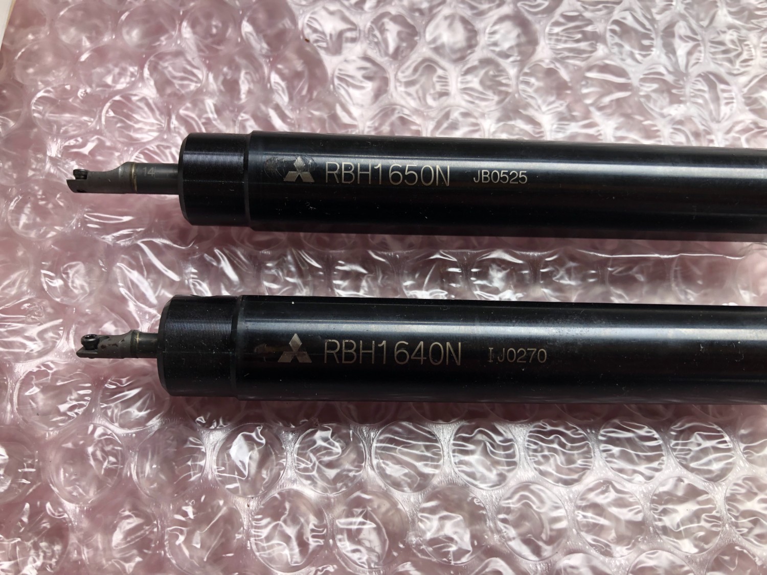 中古その他ねじ切り・ネジ造形工具 【丸ホルダ 2本】RBH1640N,RBH1650N  三菱マテリアル