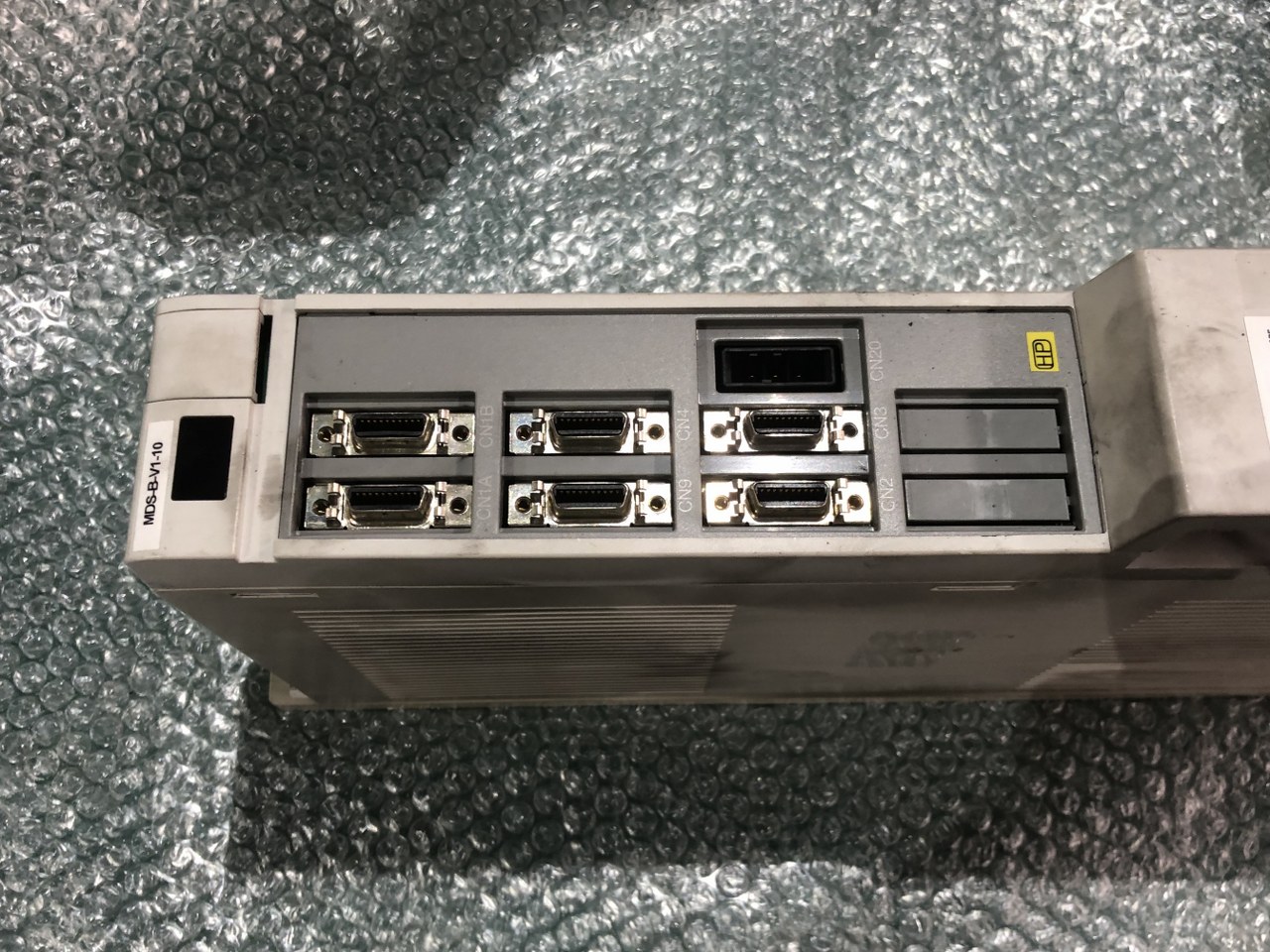 中古お買い得品・1山販売等 【サーボドライブユニット】MDS-B-V1-10 三菱/MITSUBISHI