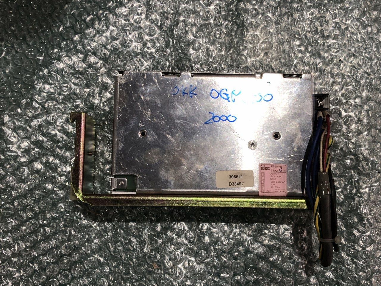 中古お買い得品・1山販売等 【PS3N形スイッチングパワーサプライ】PS3N-E IDEC