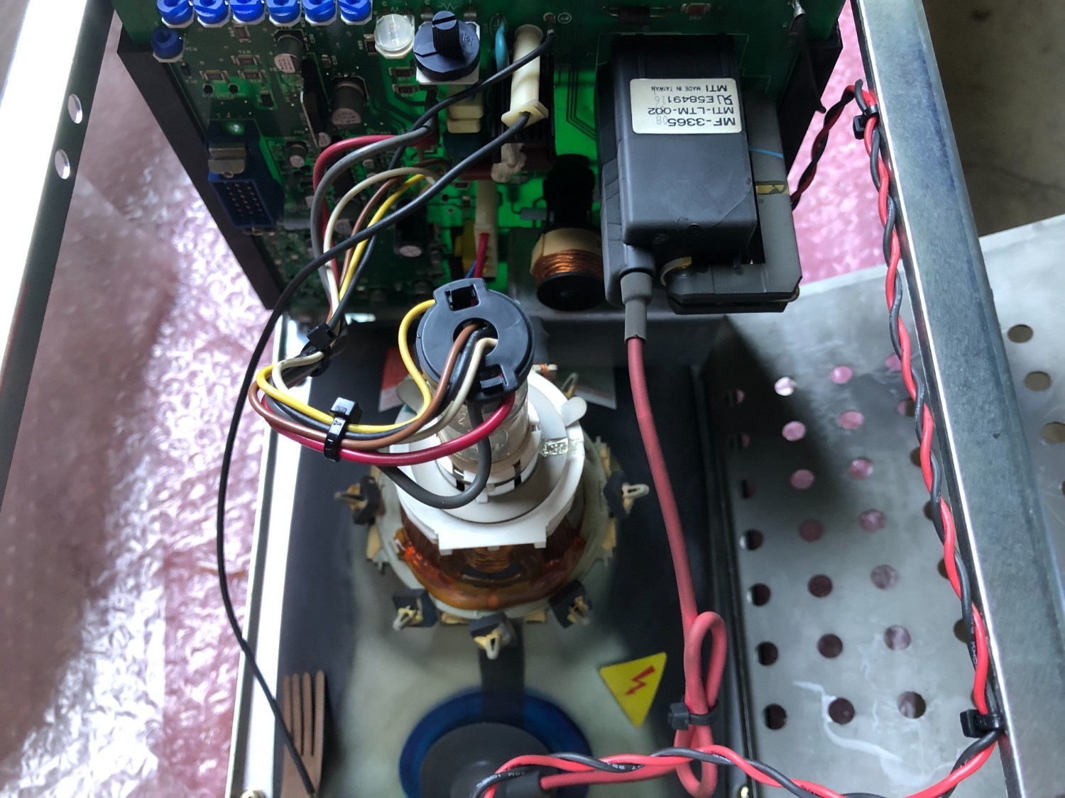 中古その他 【CRTディスプレイ】A61L-0001-0092 ファナック/FANUC