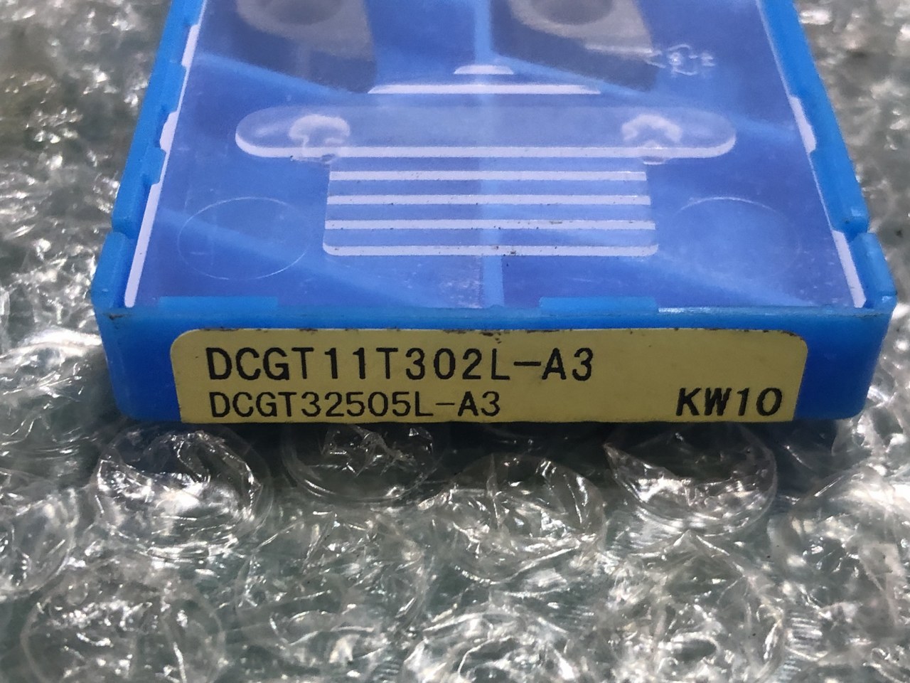 中古Cutting Exchange Chip 【チップ】DCGT11T302L-A3  DCGT32505L-A3 KW10 京セラ/Kyocera