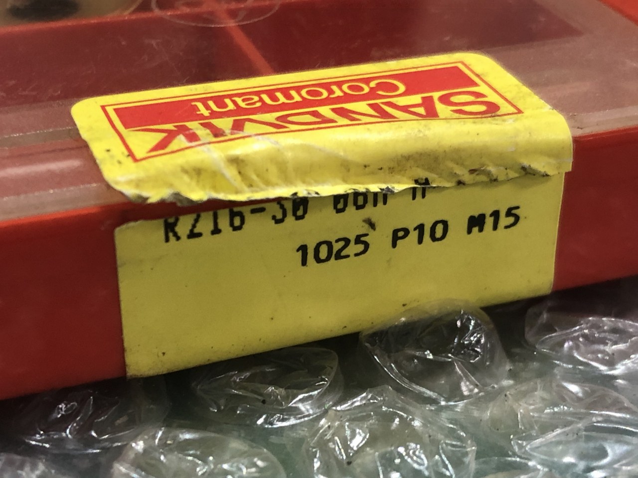 中古インサート（チップ） 【チップ】R216-30 06 M-M 1025 P10 M15 サンドビック/Sandvik