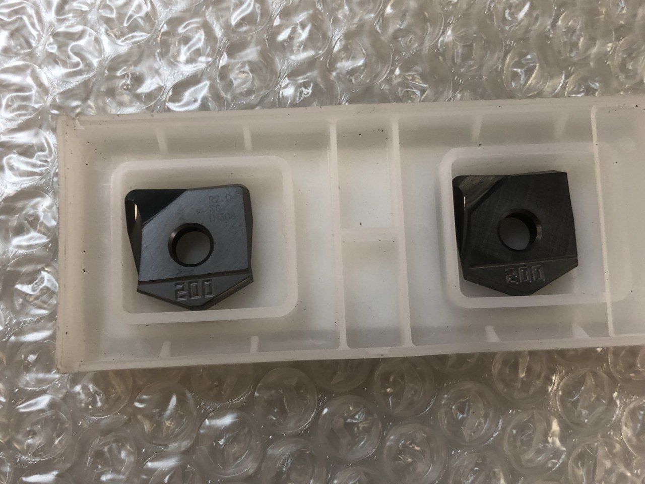 中古インサート（チップ） 【チップ】TH308 ZCFG200SG-R2.0 MITSUBISHI HITACHI TOOL