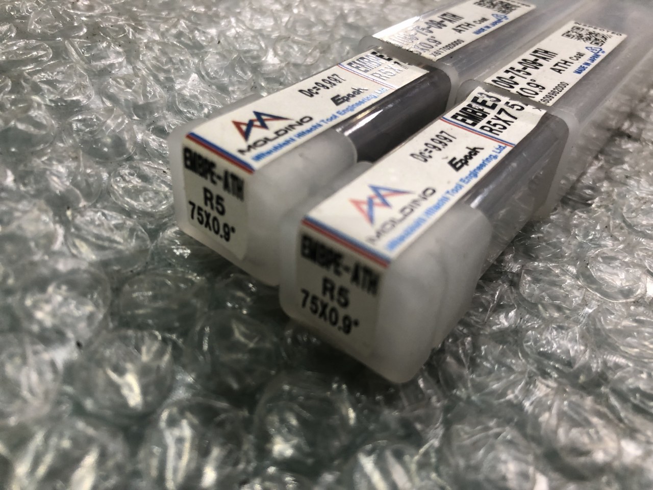 中古その他エンドミル 【エンドミル】R5x75x0.9°（2本） MITSUBISHI HITACHI TOOL