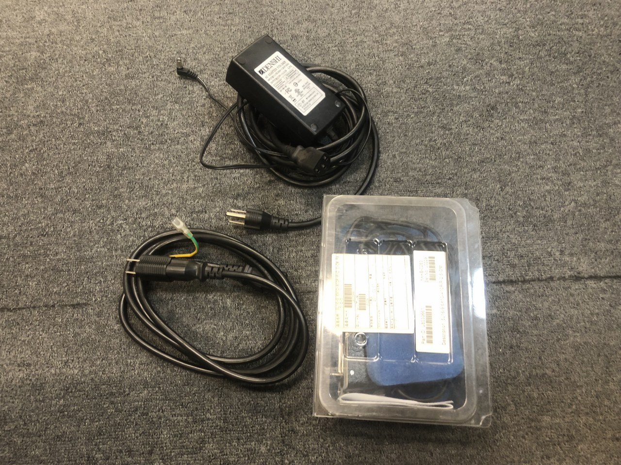 中古その他測定工具・基準器・試験機 【超音波探傷器】EPOCH1000i オリンパス/OLYMPUS