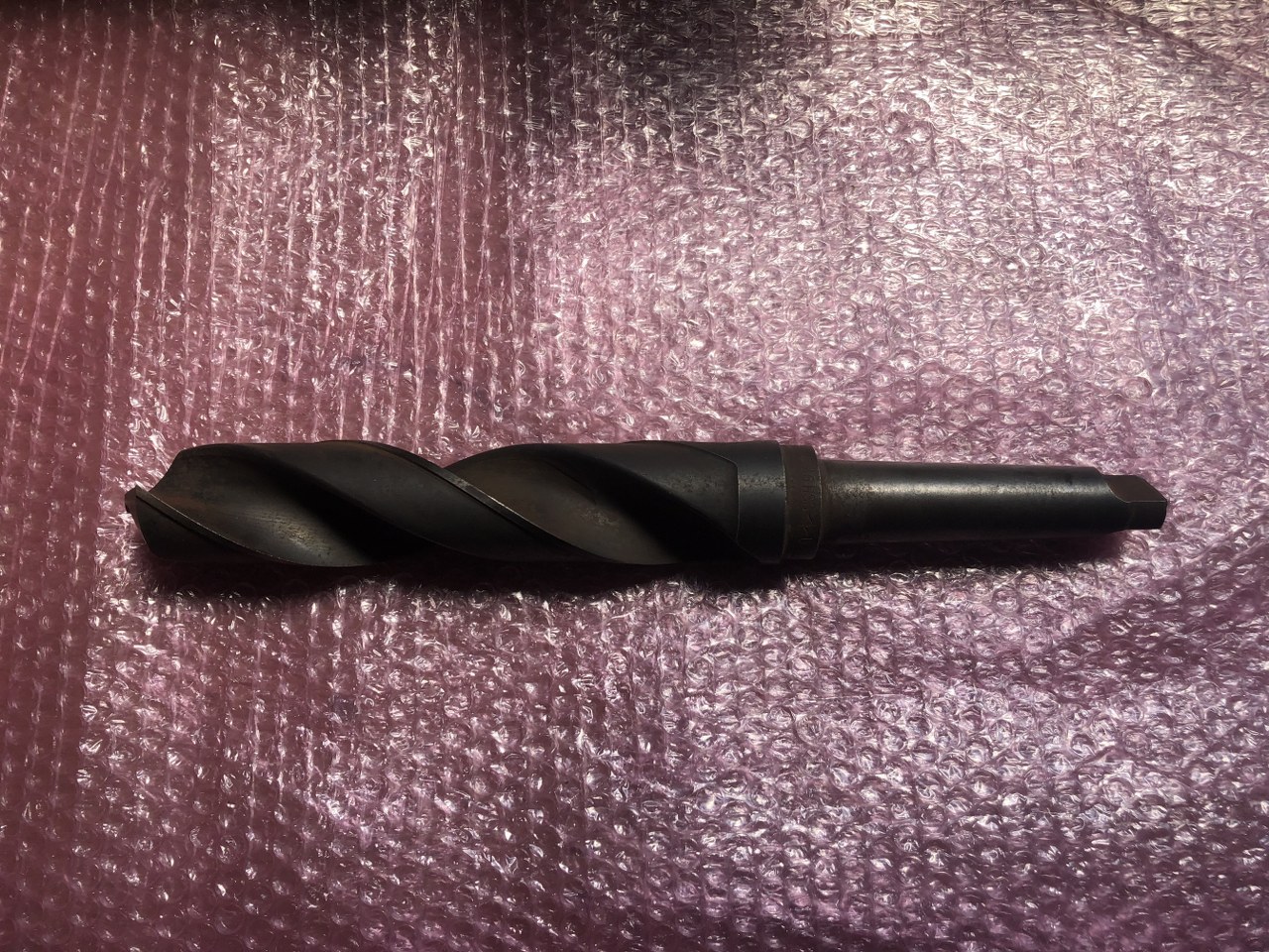 中古テーパ―シャンクドリル 【テーパーシャンクドリル】HSSシリーズφ46　全長375ｍｍ　※サビあり 不明