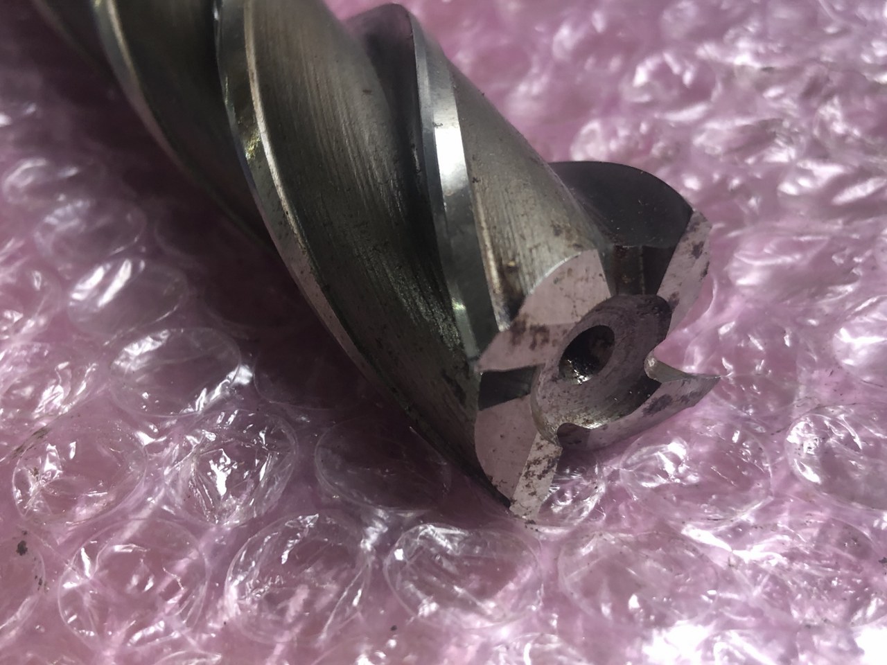 中古エンドミル(スクエア) 【4枚刃/スクエア/エンドミル】φ25　L210ｍｍ 不明