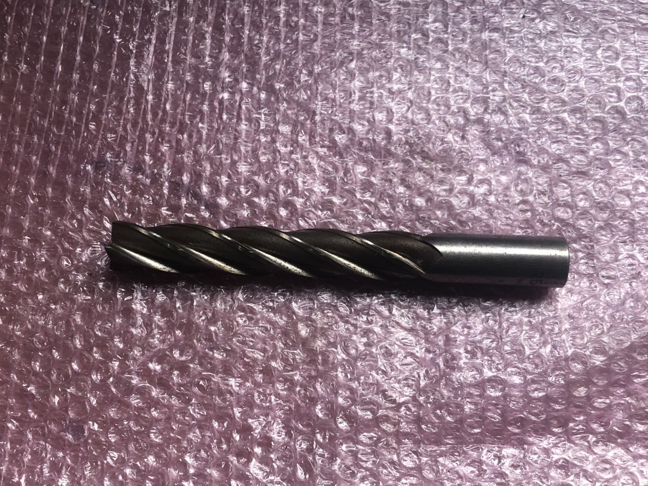 中古エンドミル(スクエア) 【4枚刃/スクエア/エンドミル】HSSシリーズφ25ｘ150　L220ｍｍ 日立ツール