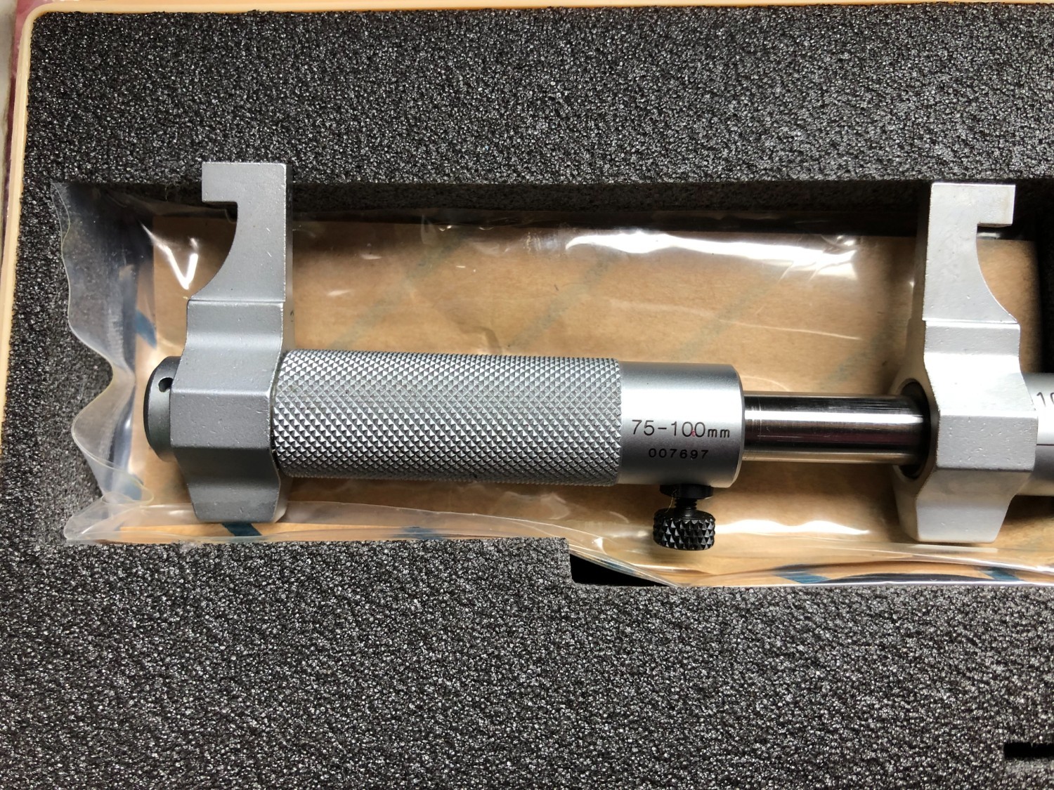 中古Outside micrometer 【キャリパー形内側マイクロメータ】IMP-100(145-188) ミツトヨ/Mitutoyo