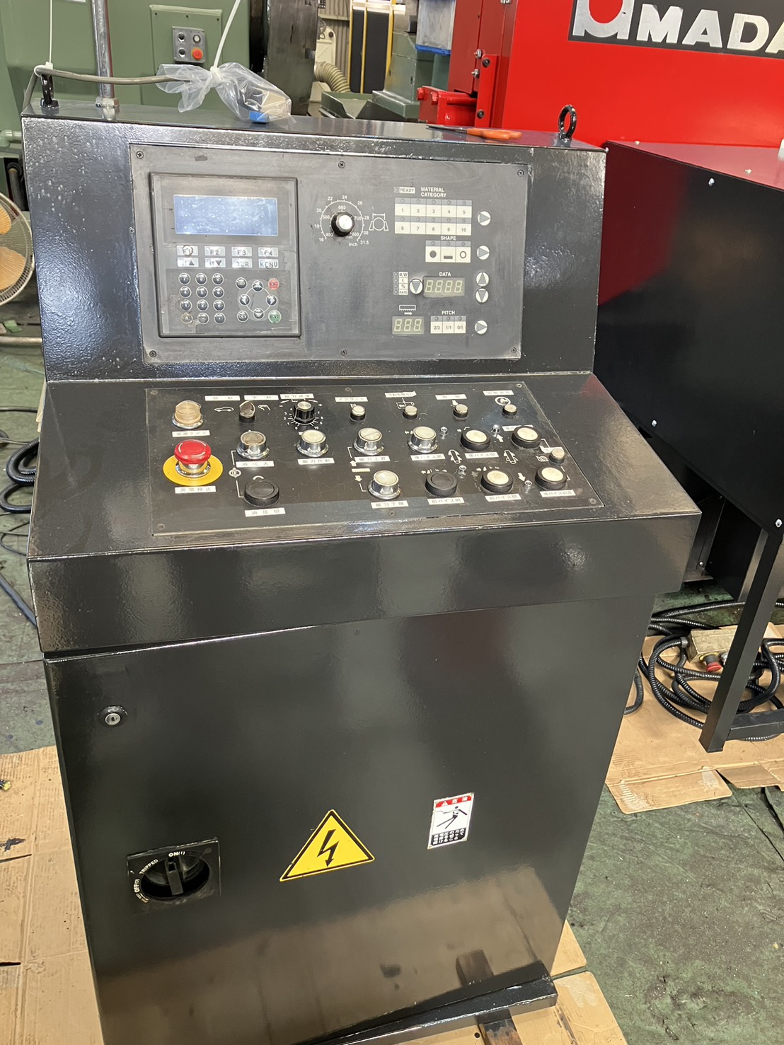 中古バンドソー HFA-700CⅡ アマダ