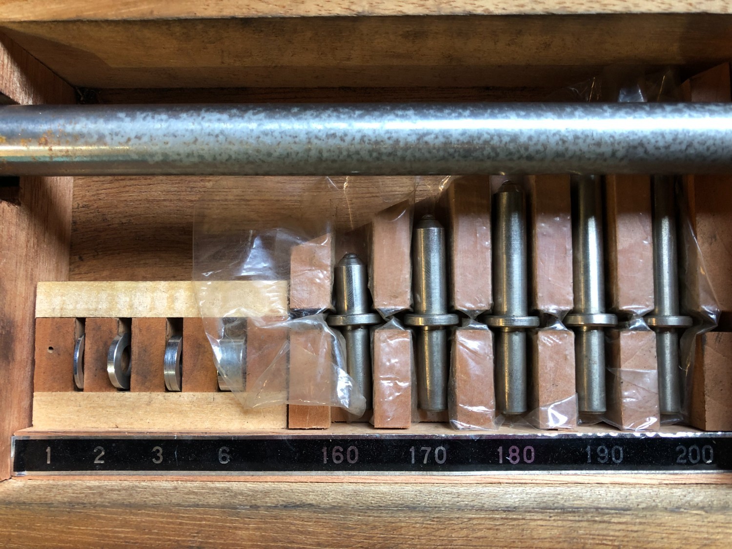 中古その他ゲージ 【シリンダーゲージ】160-250A テクロック/TECLOCK