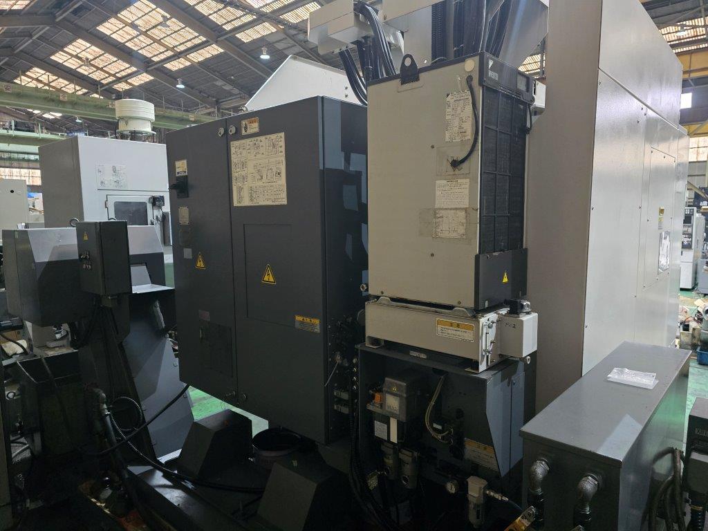 中古立マシニングセンタ MB-46VAE オークマ