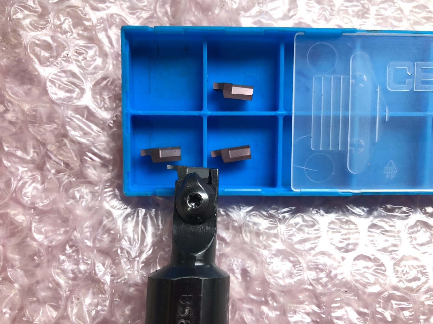 中古その他ねじ切り・ネジ造形工具 【外径ホルダ】GIVR1420-1S  京セラ