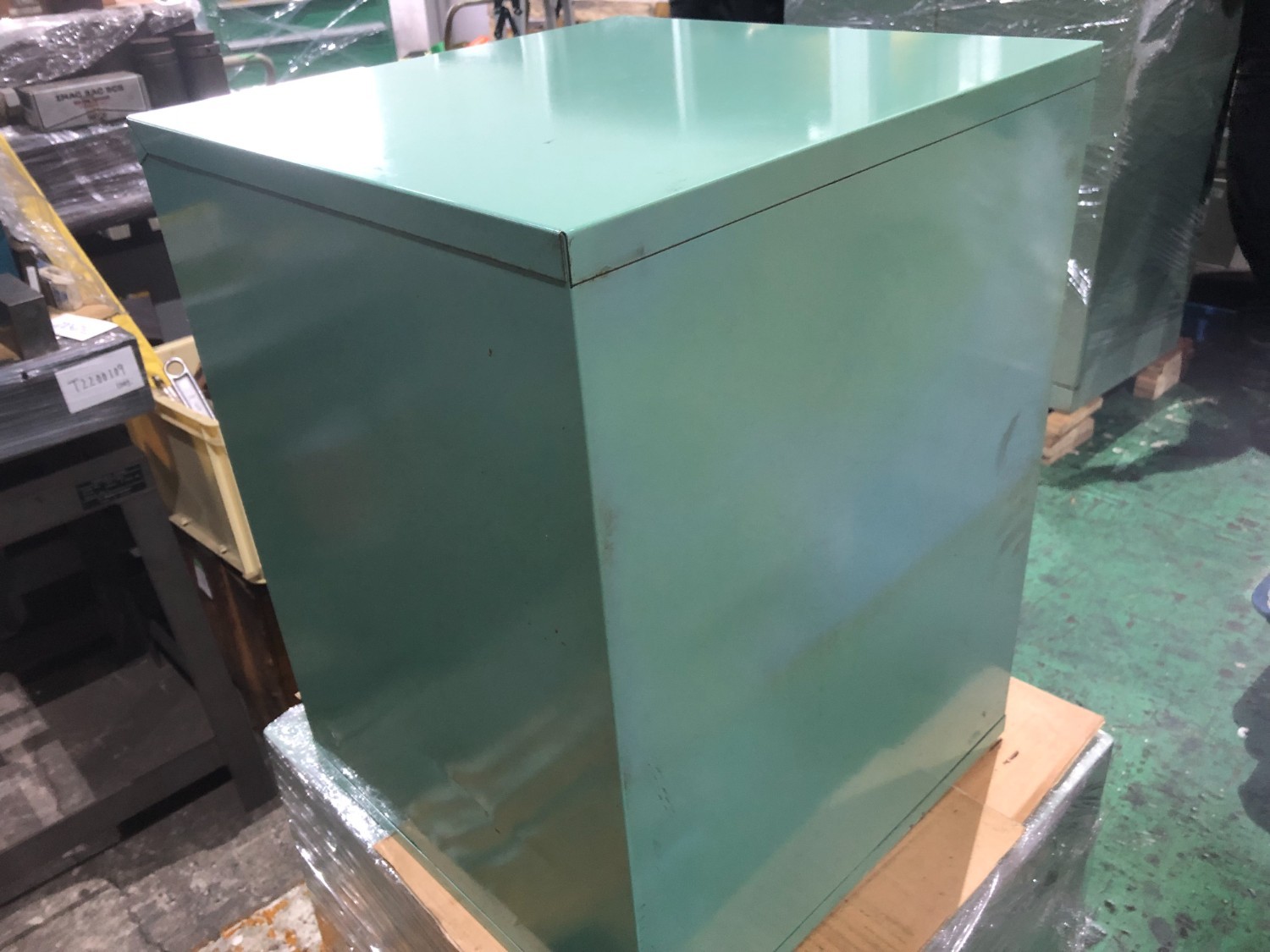 中古キャビネット類 【キャビネット】W415xD415xH543(mm) OS