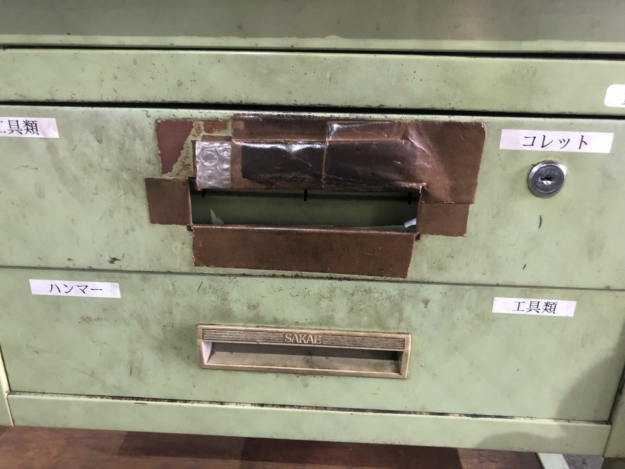 中古作業机 【作業台】W905xD590xH745(mm) 不明