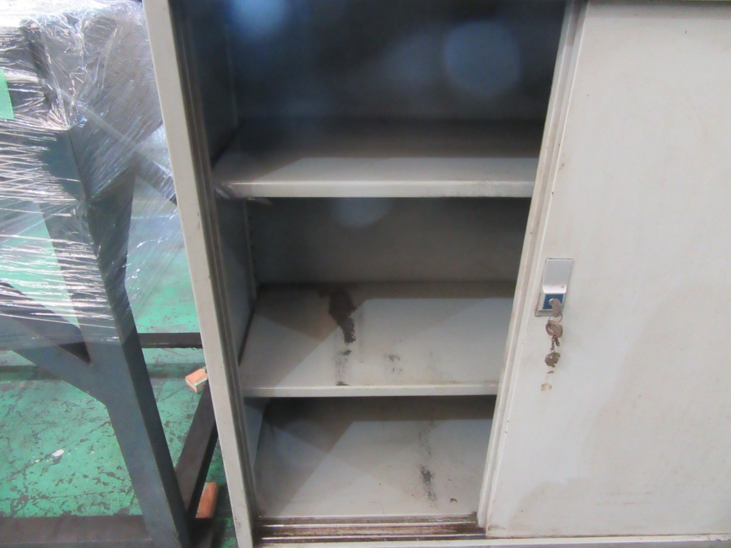 中古作業台・叩き台 【棚】サイズ：W880xD400xH880ｍｍ   ALPS