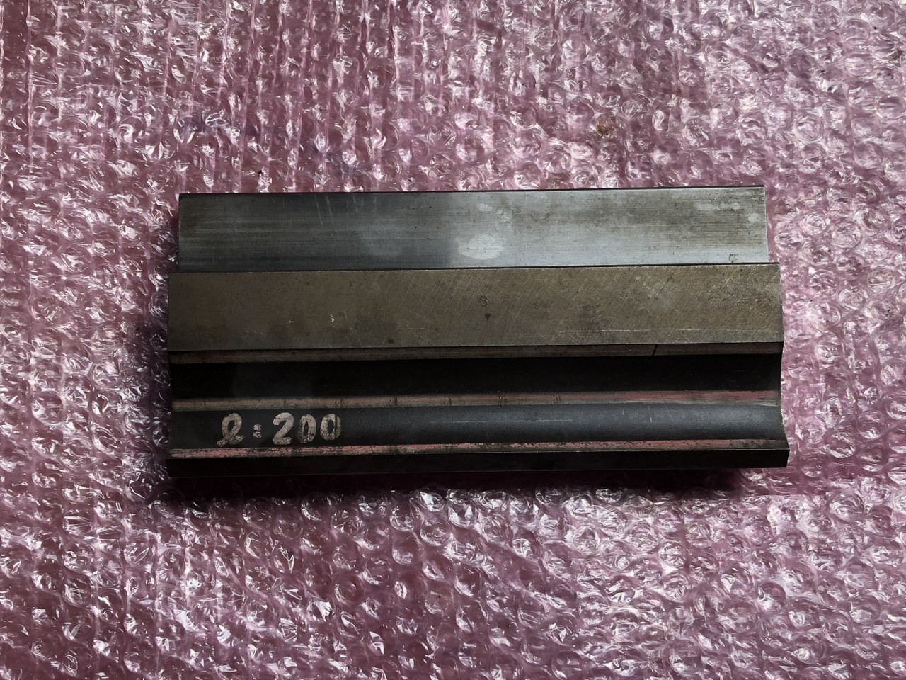 中古上型 【ベンダー金型（パンチ）】200ｍｍ 不明