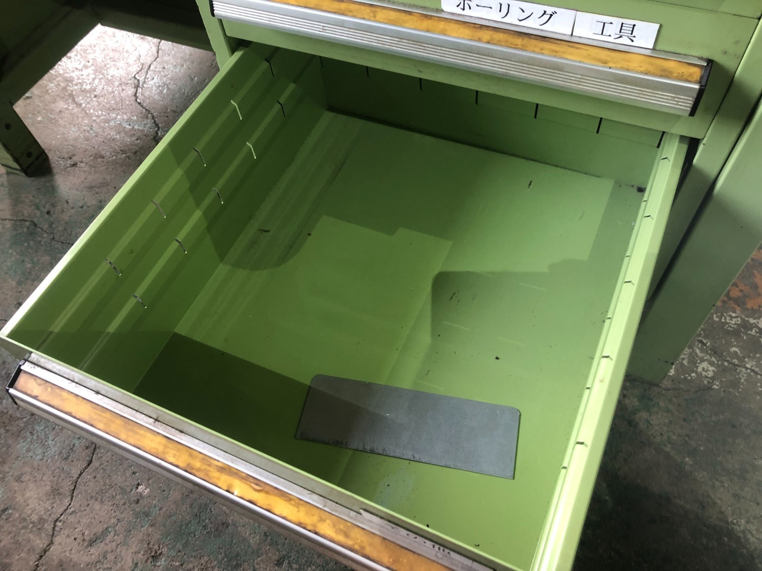 中古作業机 【作業台】W1200xD800xH695(mm) サカエ/SAKAE