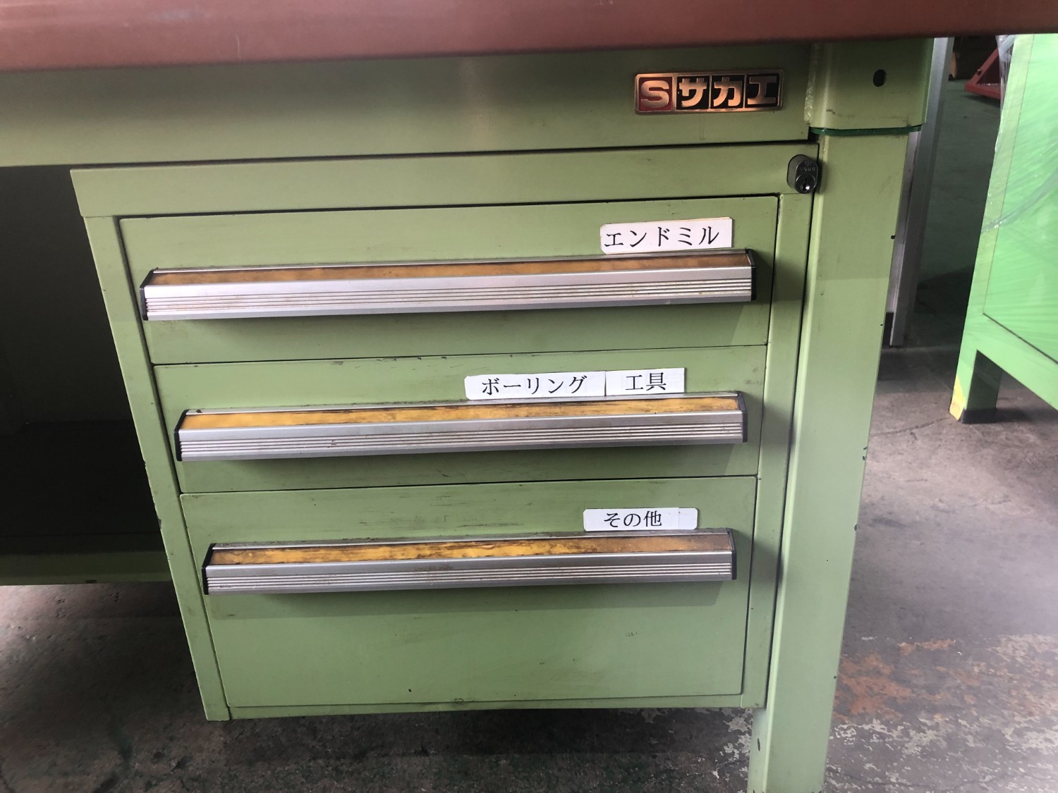 中古作業机 【作業台】W1200xD800xH695(mm) サカエ/SAKAE