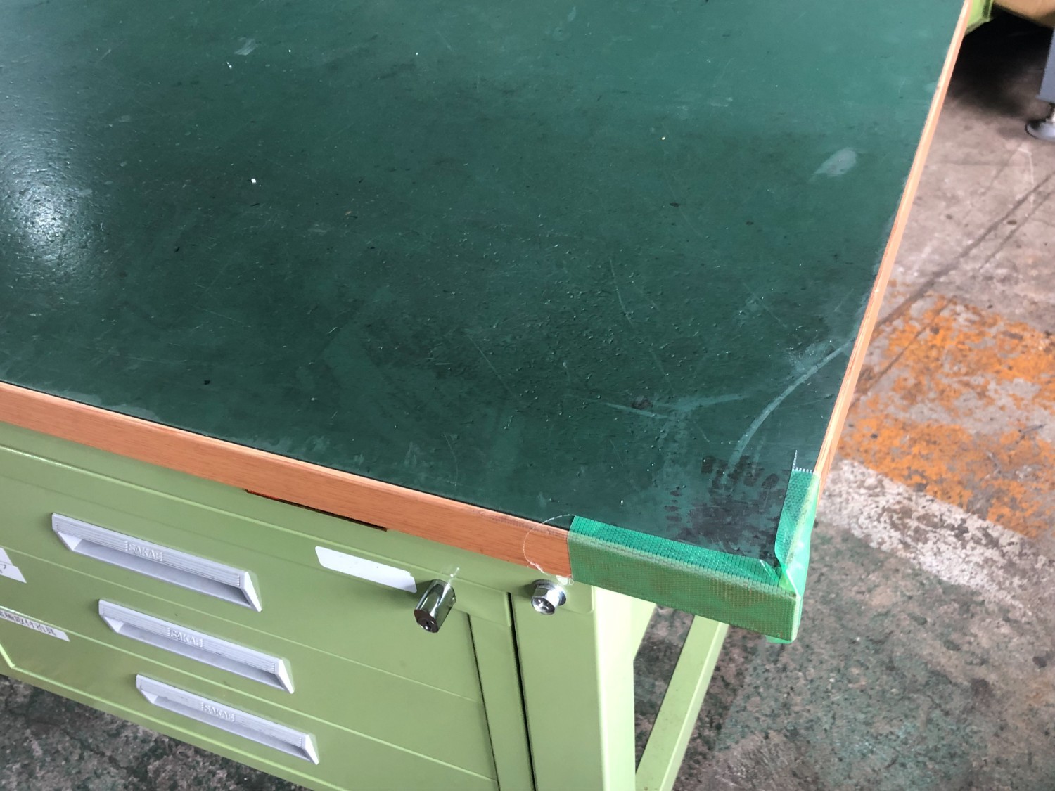 中古作業台・叩き台 作業台 サカエ