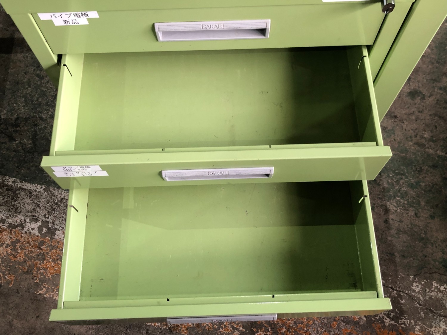 中古作業台・叩き台 作業台 サカエ
